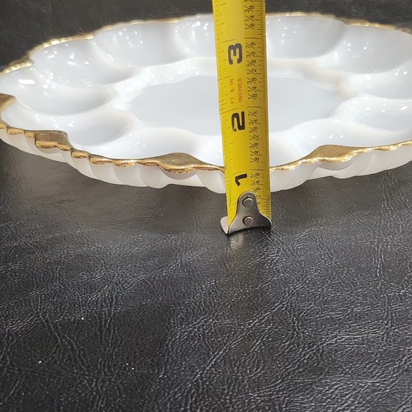 Vintage Anchor Hocking Milk Glass Eggplate With Gold Trim - Picture 9 of 10